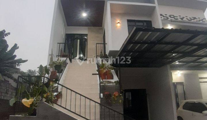 Rumah 2 Lantai di Jalan Bsd Raya Pusat, Depan Cluster Vanya Park 2