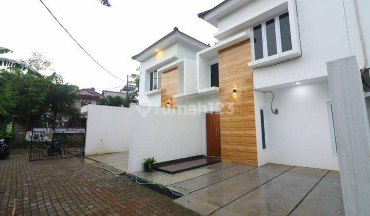 Rumah 2 Lantai di Jatiasih Kota Bekasi Baru Pinggir Jalan Raya 2