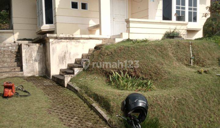 Jual Villa di Puncak Ciloto Dalam Komplek Dengan Kebun Luas 1