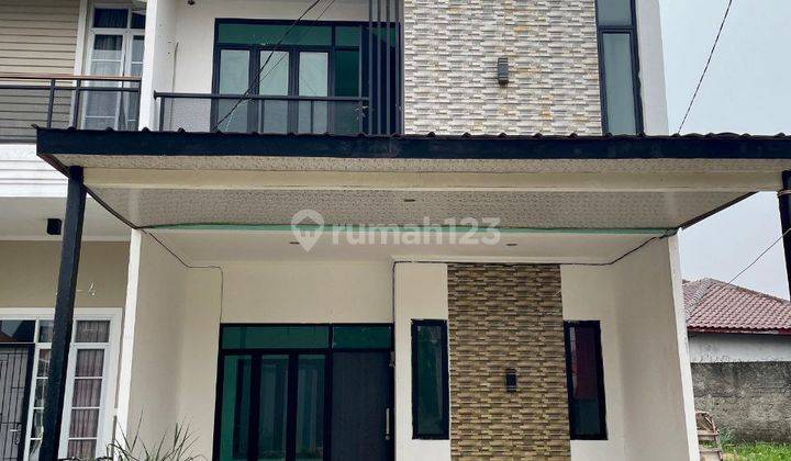 Jual Rumah Baru di Pondok Gede 4 Kamar Dengan Kolam Renang Pribadi 1