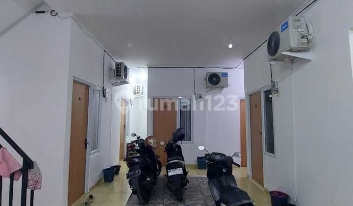 Jual Kost  Bintaro Premium 2 Lantai Rooftop Dekat Stan SHM 12KT