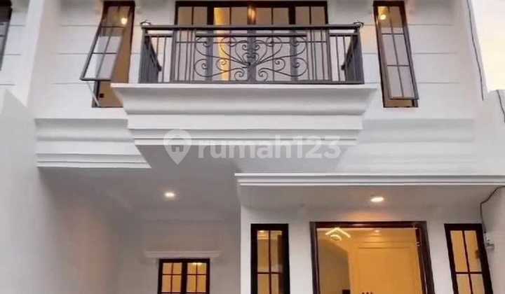 Rumah 2 Lantai Di Jakarta De’Sonton Mansion Hill Jagakarsa
