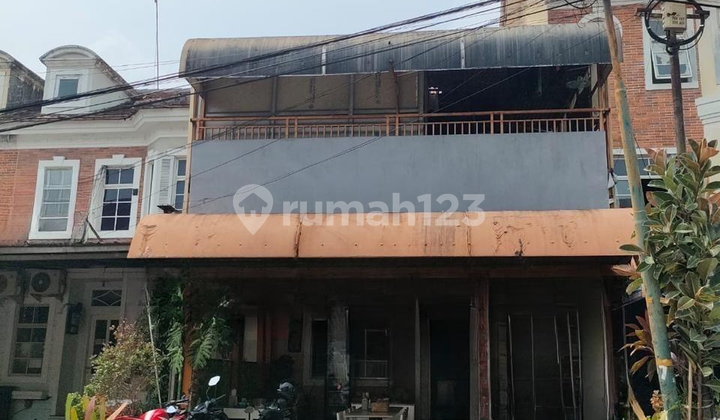 Ready-to-Use Shop House in Taman Diponegoro, Lippo Karawaci Tangerang