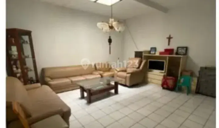 Rumah besar sayap lengkong kecil 6
