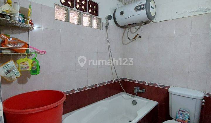 Rumah besar babakan radio 4