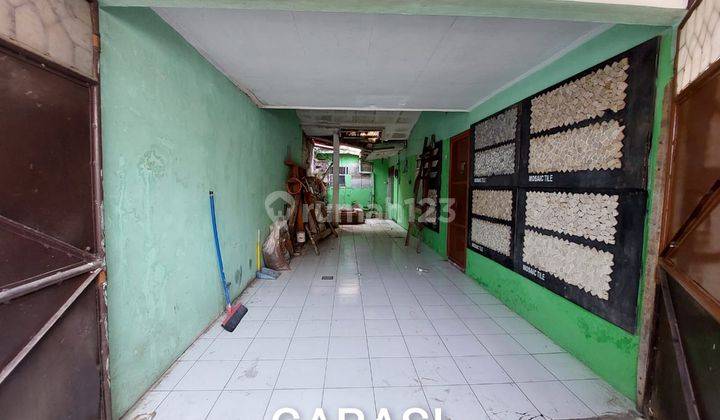 Rumah besar babakan radio 5