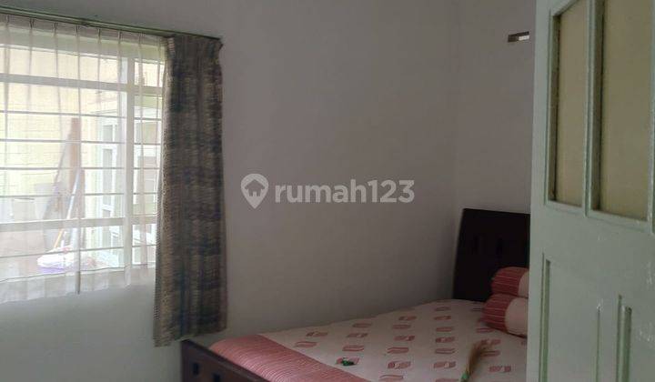 Rumah besar pusat kota 3
