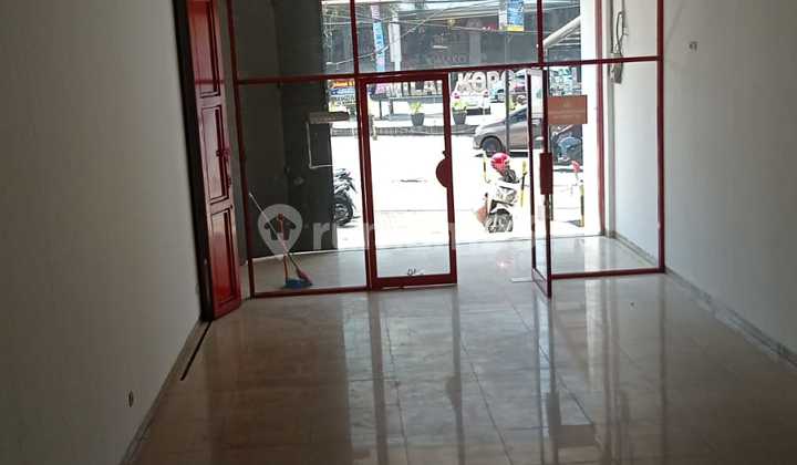 Kopo Bandung Ruko 2.5 Lantai Lokasi Sangat Strategis 