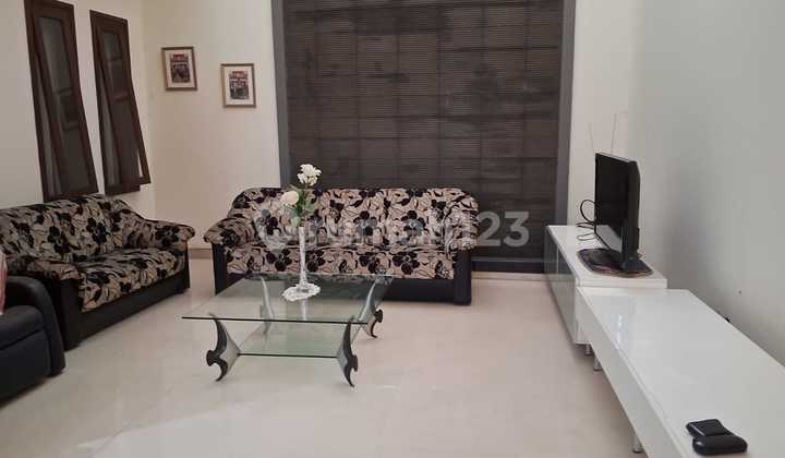 Batununggal, Bandung Beautiful House Ready to Occupy Strategic Location