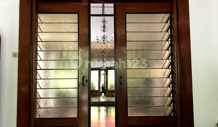 Heritage House Near Gedung Sate Bandung Comfortable Environment Ready to Occupy 2