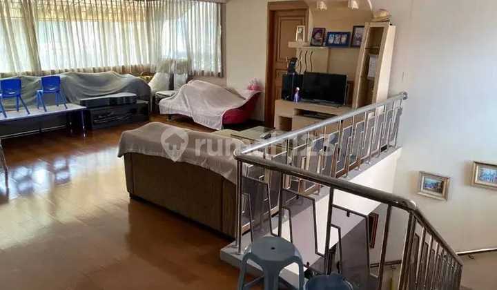 Sukamulya, Bandung Luxury House Good hook, well-maintained & sturdy. Strategic location.