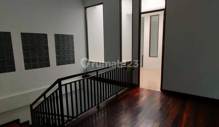 Rumah 2 Lantai Benhil Dibawah Harga Pasaran 16