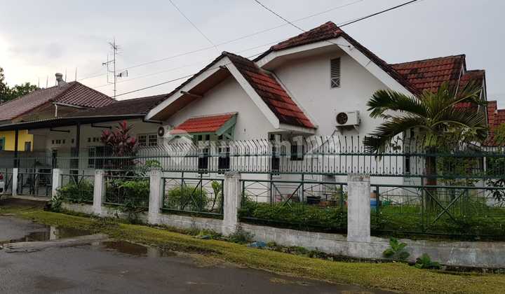 DIJUAL RUMAH DI GRIYA LOKA BSD