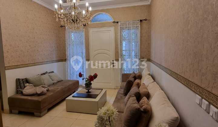 Rumah Cantik Vintage Banyak Kamar Di Dlm Cluster Elite Puspita Loka B S D 2