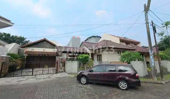 DIJUAL RUMAH DI GRIYA LOKA BSD SERPONG