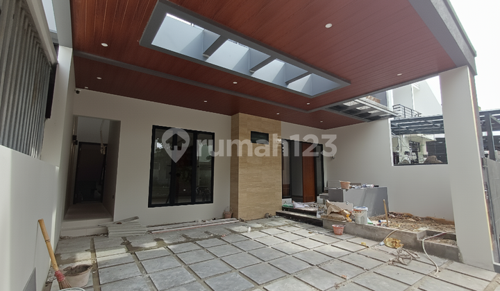 Papillo Premium House, Spacious, Comfortable in a Cluster at B S D 2