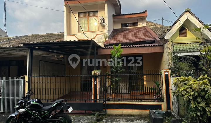 FOR SALE HOUSE IN KENCANA LOKA SERPONG BSD