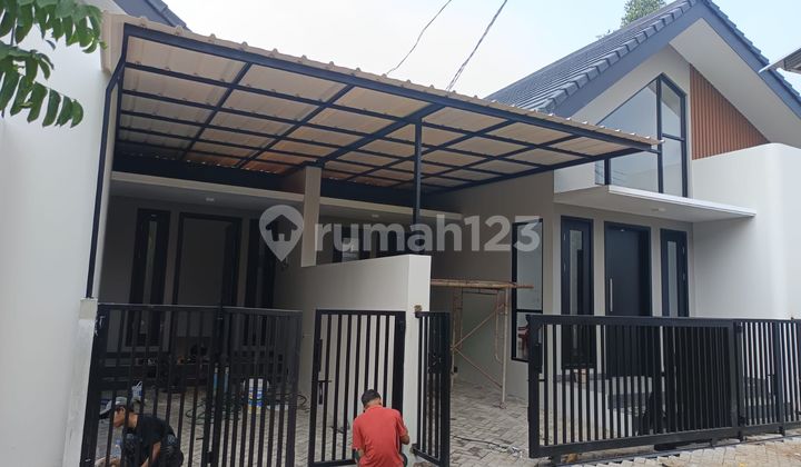 DIJUAL RUMAH DI LENGKONG GUDANG TIMUR 