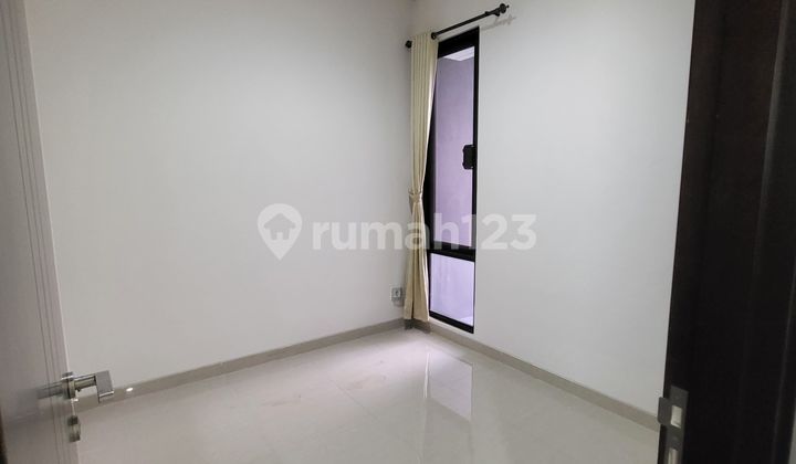 House for Rent, Ready to Occupancy 2 Floors Super Comfortable Super Strategic in B S D House for Rent, Ready to Occupancy 2 Floors Super Comfortable Super Strategic in B S D