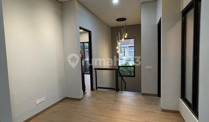 DIJUAL RUMAH DI GRIYA LOKA BSD, SERPONG 2