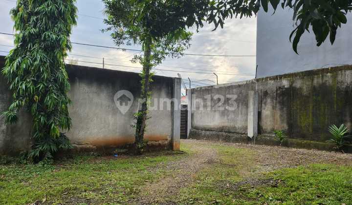 Rumah Dengan Lahan luas Di dekat BSD  2