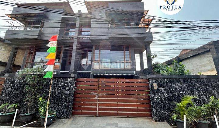 Rumah Semi Furnished, Dengan Lift di Pejaten, Jakarta Selatan 1