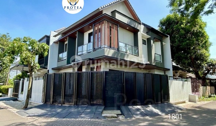 Rumah Kontemporer Hoek, Samping Taman, Lokasi Strategis di BSD