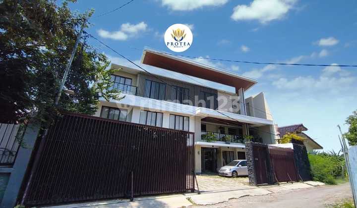 Dijual Kost Eksklusif 3 Lantai, Lokasi Strategis di Pekiringan, Kota Cirebon