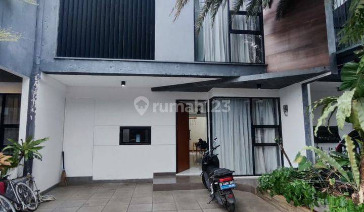 Townhouse Tanah 103 Fasilitas Lengkap Sangat Dekat Stasiun Sudimara 1