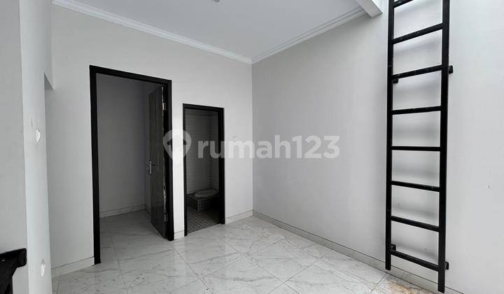 Cari Rumah Dekat Dengan Kampus Pancasila/UI? Rumah Ini Pilihannya