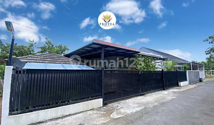 Dijual Rumah Nyaman dan Luas dengan Gazebo dan Kolam Ikan Dekat The Gardens, Cirebon Dijual Rumah Nyaman dan Luas dengan Gazebo dan Kolam Ikan Dekat The Gardens, Cirebon