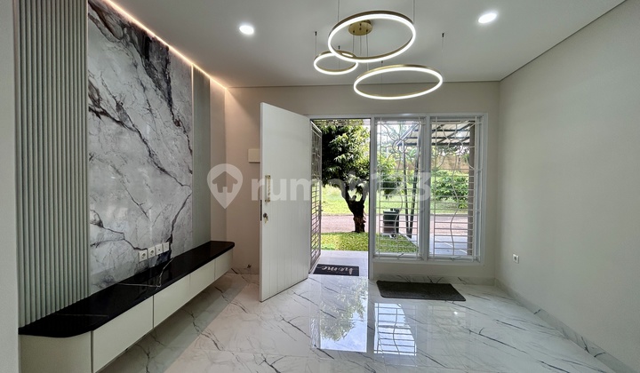 A House in a Serene and Green Environment in Delatinos BSD A House in a Serene and Green Environment in Delatinos BSD