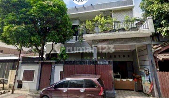 RUMAH MEWAH 3 LANTAI SEMI FURNISHED STRATEGIS DI PINGGIR JALAN DI BSD RUMAH MEWAH 3 LANTAI SEMI FURNISHED STRATEGIS DI PINGGIR JALAN DI BSD