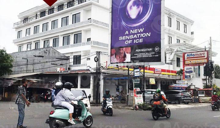 Hotel Jalan Raya Jatiwaringin, Jaticempaka, Pondok Gede, Kota Bekasi 1