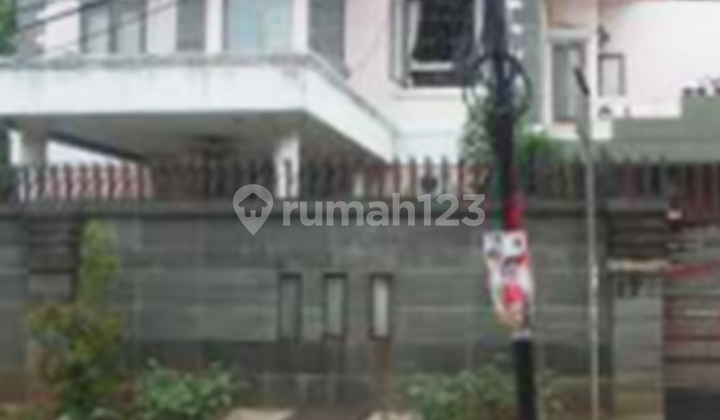 Rumah 2 Lantai Jl. Gili Sampeng, Kebon Jeruk, Jakarta Barat 2