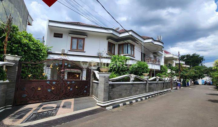 Rumah Mewah di Perumahan Dermaga Indah, Duren Sawit, Jakarta Timur 1