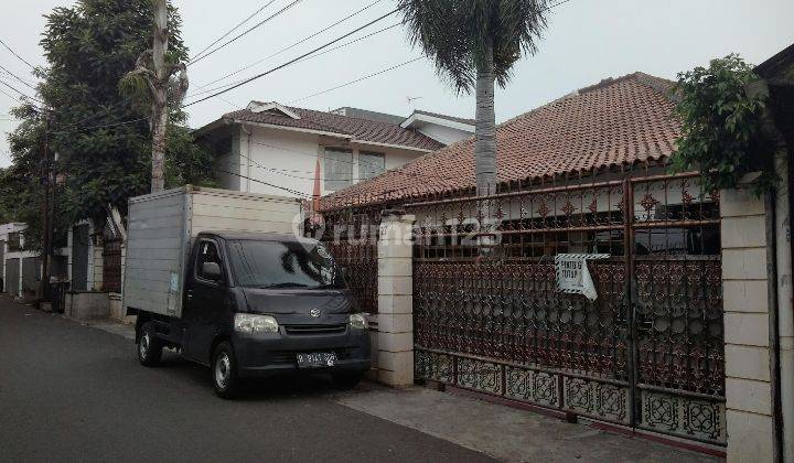 Rumah tua 1 lantai cipete hitung tanah harga miring 1