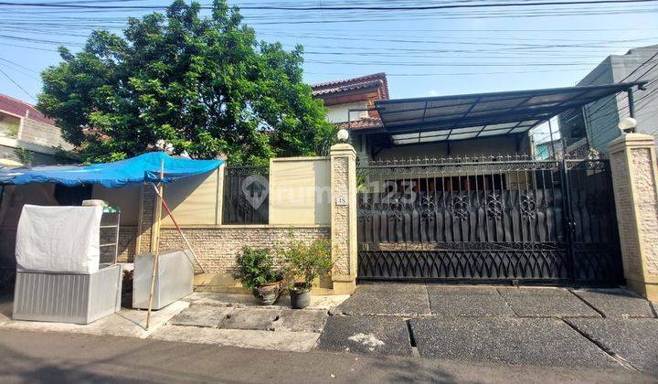 Rumah pejaten  hitung tanah harga murah 2