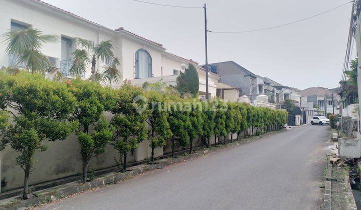 Rumah cantik 2 lantai tanah luas lebak bulus 1