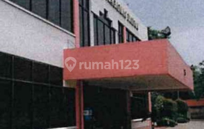 Pabrik Kawasan Industri Pulogadung Turun Harga