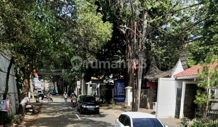 3-Story House in Pondok Labu at an Affordable Price 2