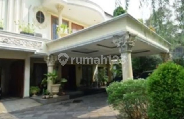 Rumah Mewah Pancoran Lokasi Strategis Hitung Tanah Turun Harga