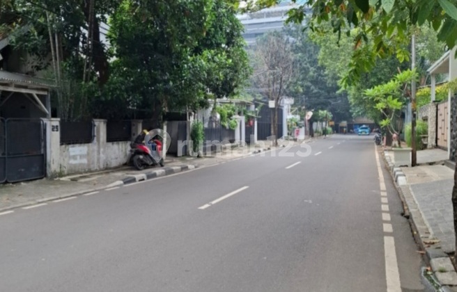 Rumah Tua Setiabudi Hitung Tanah  2
