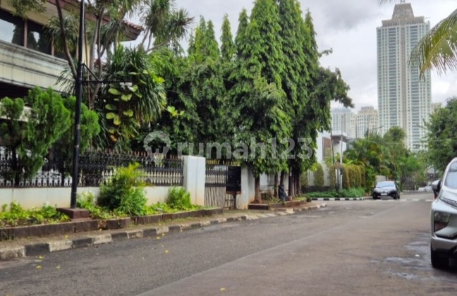 Rumah 2 Lantai Taman Gandaria Lokasi Strategis 2