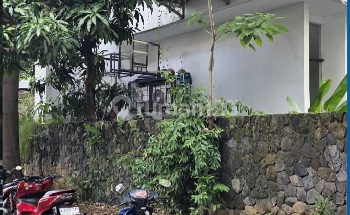 Town House 3lantai Kemang Timur Hitung Tanah 2