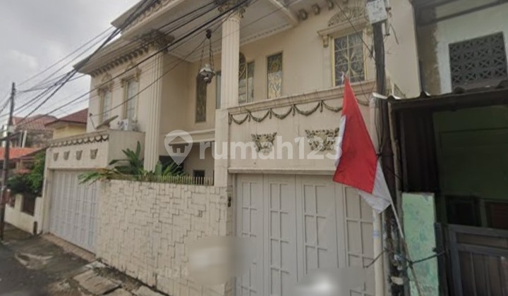 Rumah 2 Lantai Tebet Lokasi Strategis