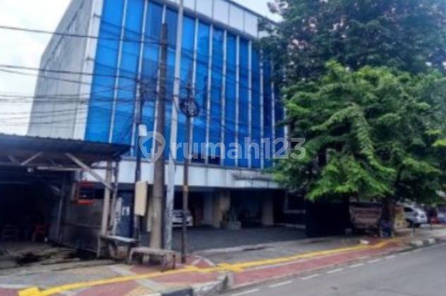 Gedung 4 Lantai Kebayoran Lama Hitung Tanah