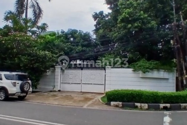 Rumah Hoek Simprug Hitung Tanah. Rumah Hoek Simprug Hitung Tanah.