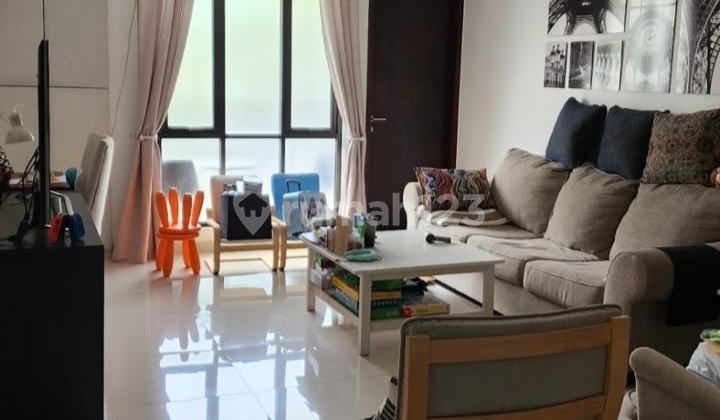 Townhouse Kebon Jeruk Turun Harga Sudah Murah Lokasi Strategis