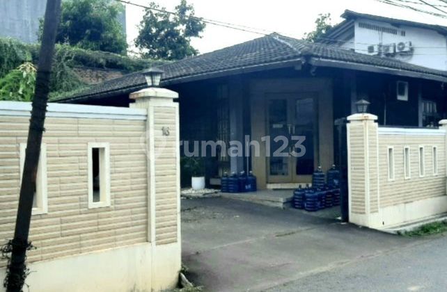 Rumah 2 Lantai Jatipadang Bisa Untuk Kantor Rumah 2 Lantai Jatipadang Bisa Untuk Kantor